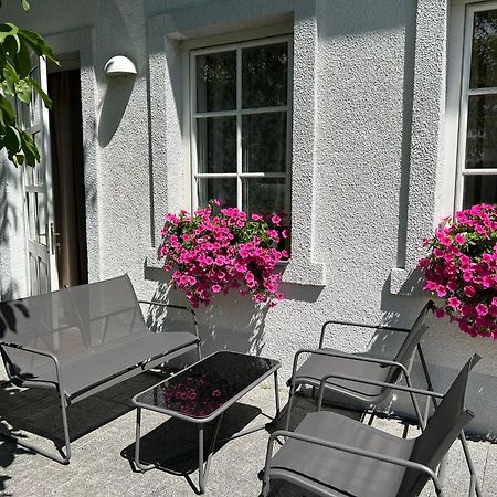 Apartment Mit Gartenblick Und Terrasse Baden Exterior foto